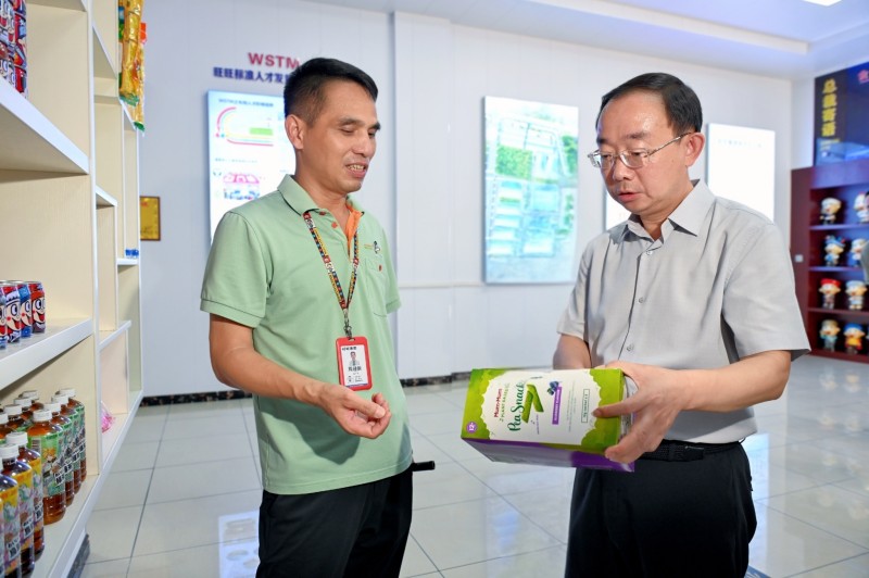 孟景伟在宜秀区调研时强调 以“人一之我十之”的拼劲赶超跨越 全力打造产城融合示范区城乡融合先行区
