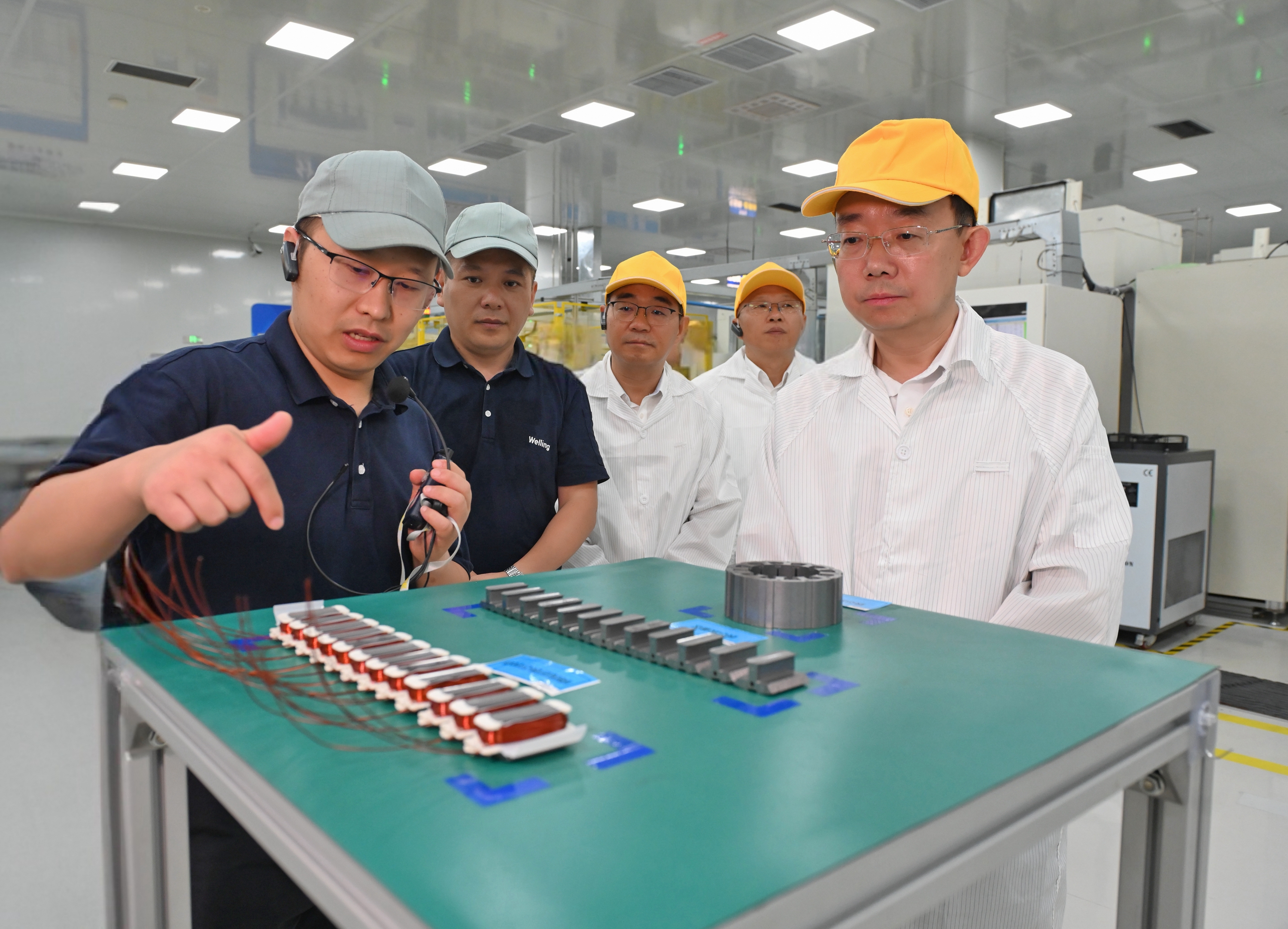 孟景伟在安庆经开区调研时强调 加快发展新质生产力 推动汽车及零部件产业做大做强做优
