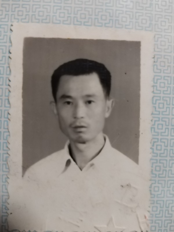 杨奉林2.png