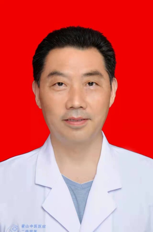 何云清.jpg