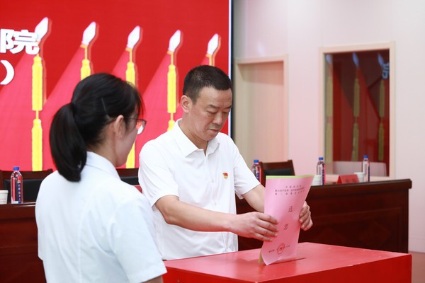 投票1.JPG