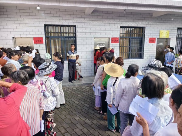 彩超现场.jpg